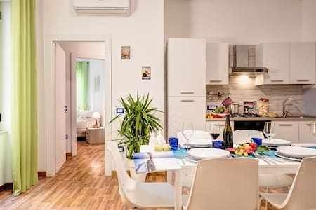 סורנטו Gocce Villas - Joes Flat 1 Modern מראה חיצוני תמונה